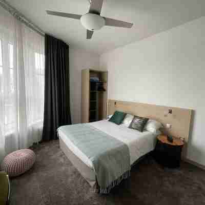 Urban Jungle Hôtel Orleans Rooms