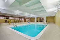La Quinta Inn & Suites by Wyndham Stamford / New York City Hôtels à : Greenwich