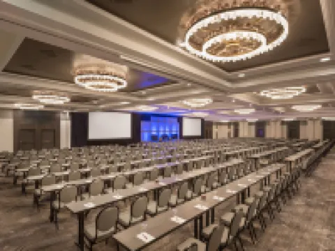 โรงแรมไฮธ์ - ในเครือลักซ์ชัวรี คอลเลกชั่น รีสอร์ท เวล โรงแรมในเวล