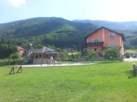 Plitvice Pension Perisic Hotels in Rudanovac