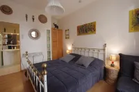 Chambres d'hôtes les Denias Các khách sạn ở Plassac