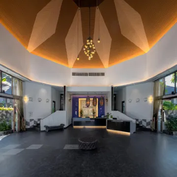 沙美館度假飯店 奧菩薩附近的飯店