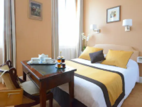 ホテル スプレンディッド カンヌのホテル