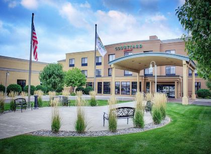 Courtyard Fargo Moorhead, MN