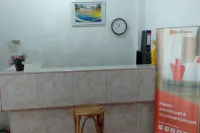 RedDoorz Near Silampari Airport Lubuk Linggau Hotels in Taba Jemekeh