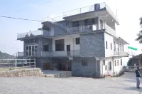 Hotel Devdar Resort
