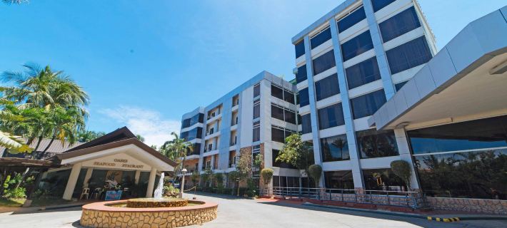 The Ritz Hotel at Garden Oases Hotel a Davao