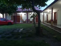 卡朗勞特薩揚赫朗酒店