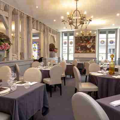 Logis Hôtel les 3 Rois Dining/Meeting Rooms