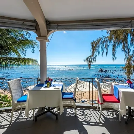 Voile Bleue Boutique Hotel