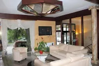 Aparthotel Astro - Nichtraucherhotel - Butik