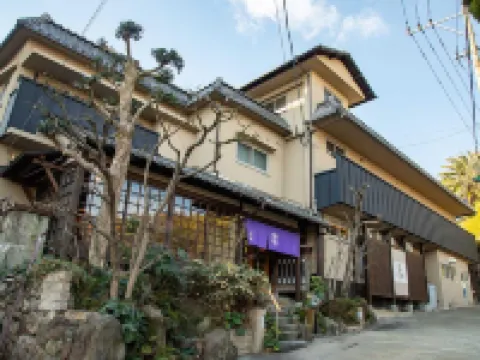 Ryokan Kiraku Hotels near Umi Jigoku