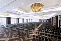 DoubleTree by Hilton Hotel & Conference Centre Warsaw - Afhentnings-/afleveringstjenester