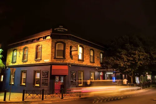 Sporties Hotel Hotels in East Launceston