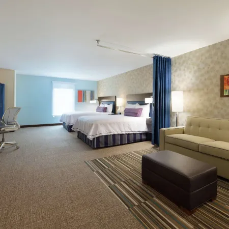 Home2 Suites by Hilton - Milwaukee Airport