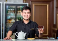 Aidana Plaza Hotel - bar