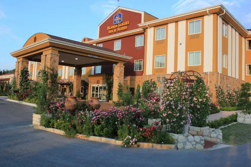 Blanco River Hotel