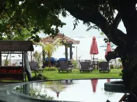 Ketapang Resort - parking