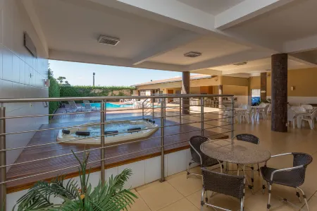 Luz Hotel by Castelo Itaipava Отели рядом с достопримечательностью «Igreja São Paulo Apóstolo»