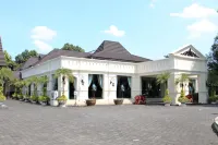 Hotel Indah Palace Solo