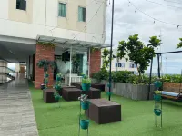 Joey Studio at B Residence Apartment BSD Hotels in Pagedangan