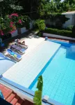 Half Moon Blue Hotel - Pools
