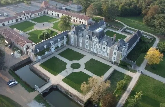 樂多門苔絲利酒店