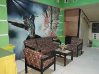 Quattrick Dee Homestay Mitra RedDoorz Hotels in Manokwari