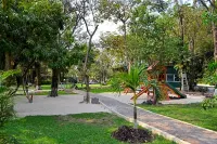 Rancho Macloy Hotel Spa & Social Events - Family