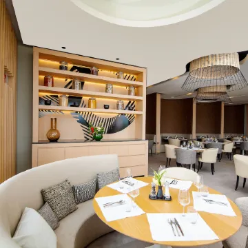 Noom Hotel Abidjan Plateau