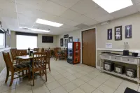 Grand View Inn & Suites - Bữa sáng