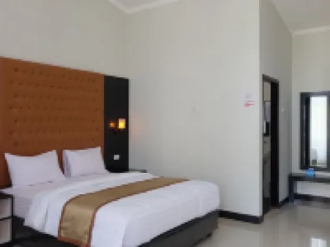 Balitong Resort Hotels in Bukitintan