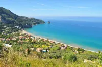 Beautiful Holiday Apartments Maria with Pool - Agios Gordios Beach, Corfu - parking