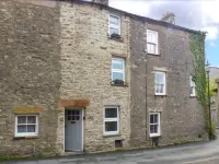 Back Cottage