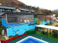 Cheongdo Heehee Nakrak Pool Villa Pension - Pools