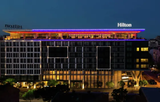 Hilton Belgrade Отели рядом с достопримечательностью «Храм Святого Саввы»