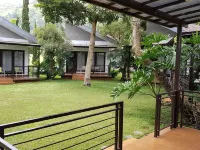 New Mountain Springs Hotel & Resort レンバン（BBPP）周辺のホテル