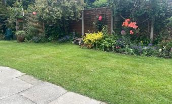 Rose View- a Lovely Private 1 Bed Bungalow in Sale