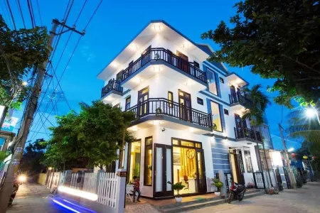 瓊周家庭旅館