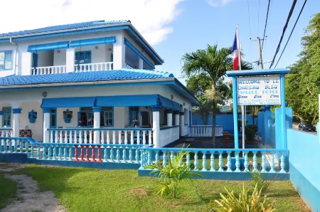 Le Chateau Bleu Отели в г. Каскад