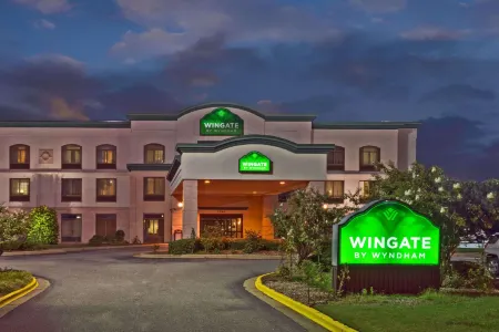 Wingate by Wyndham Montgomery Отели рядом с достопримечательностью «Монтгомери Музеум оф Файн Артс»