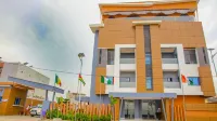 Hotel la Casa Cielo Hotels in Godomey