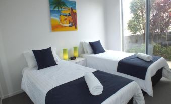 Pacific Marina Apartments