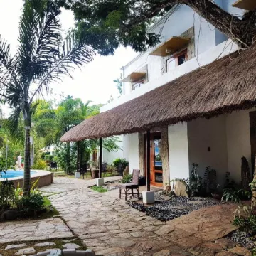 Acacia Tree Garden Hotel