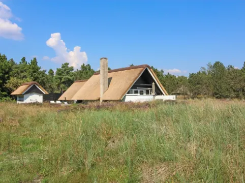 "Gerdis" - 1.6km from the Sea