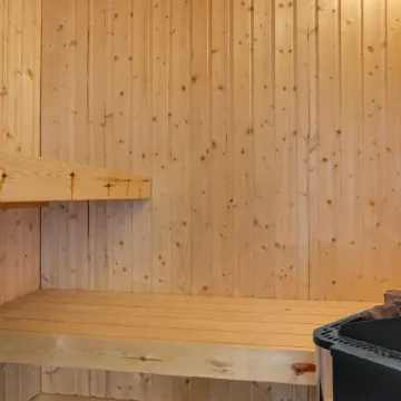 "Tiane" - 800m from the Sea