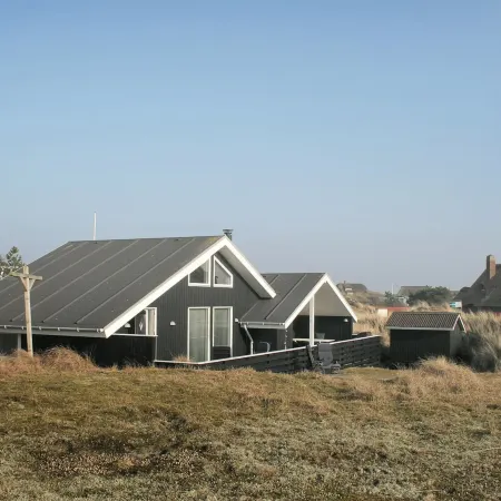 "Aska" - 400m from the Sea