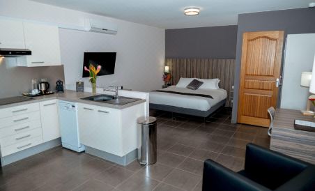 Eclipse la Belle Etoile - Housity