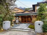Sankeien Hotels in Komono