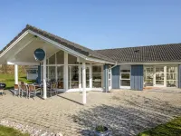 "Bara" - 600m from the Sea